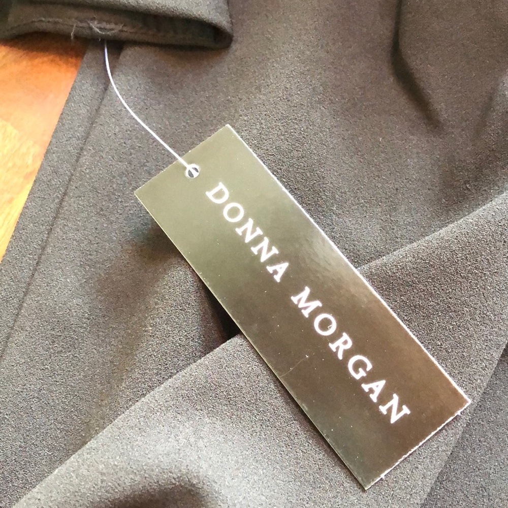 🎉Host Pick!🎉Donna Morgan Bell Sleeve Dress - Picture 8 of 10